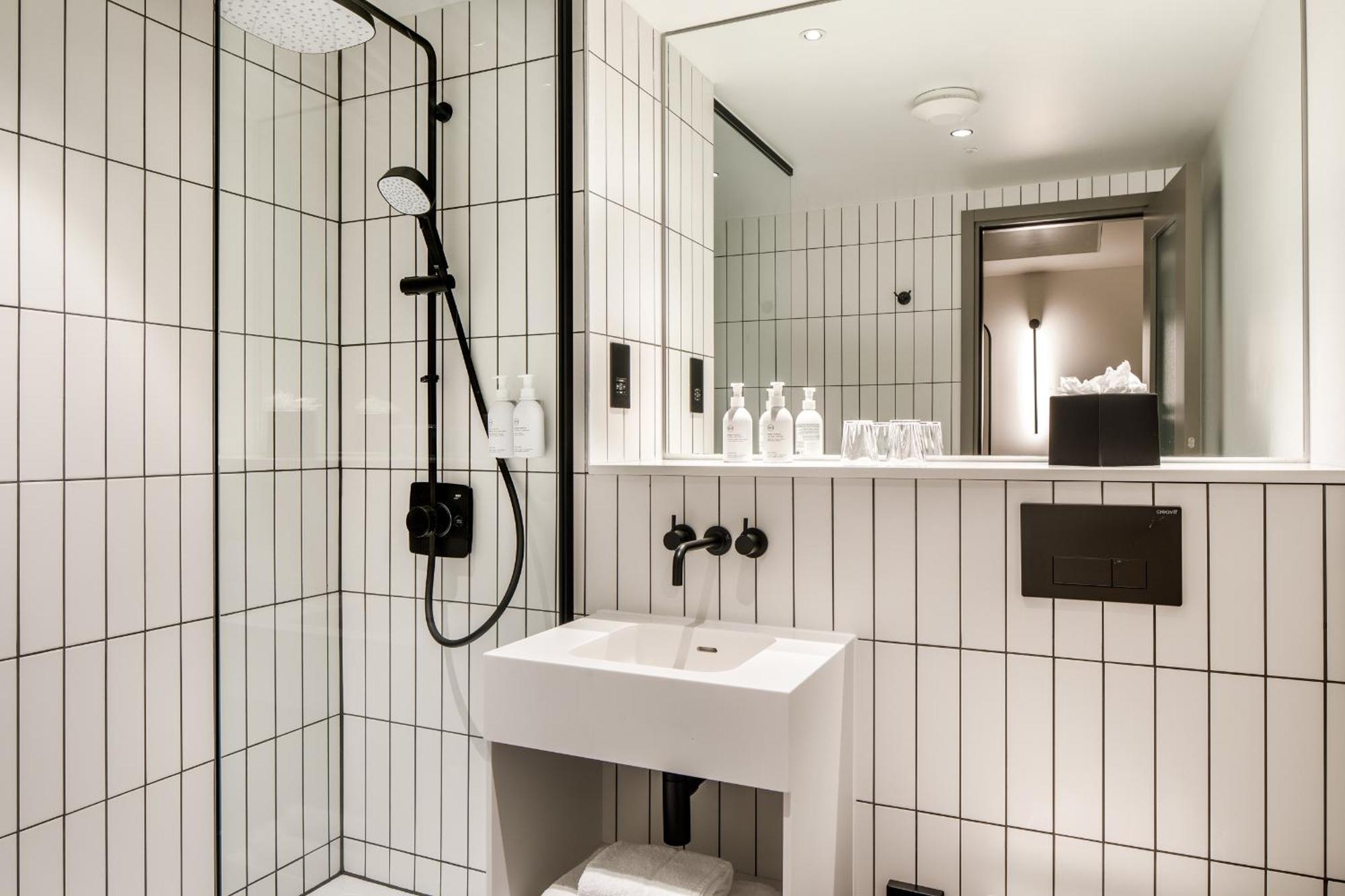 Southgate Hotel London East Barnet Εξωτερικό φωτογραφία